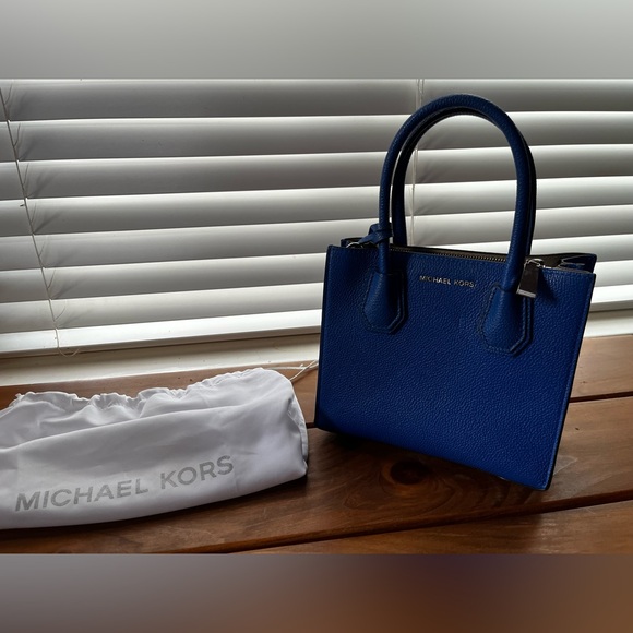 Michael Kors purse - Picture 2 of 7
